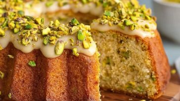 Lemon Pistachio Cake