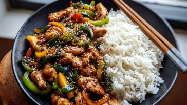 Garlic Chicken Stir-Fry with Rice