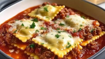 Slow Cooker Ravioli Lasagna