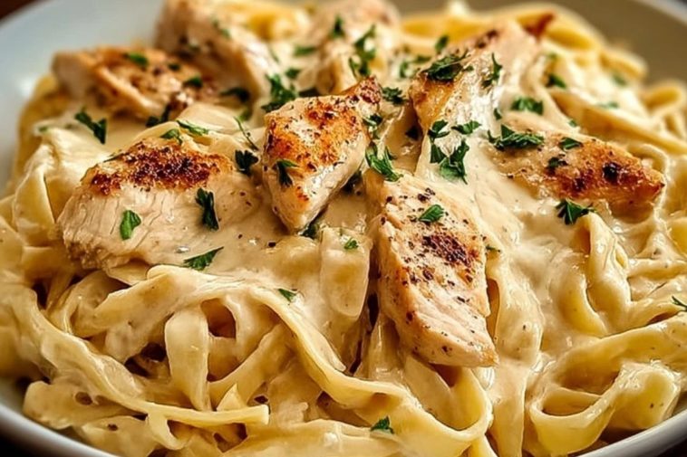Chicken Alfredo Pasta