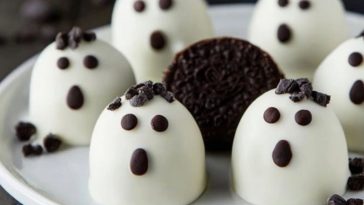 No-Bake Oreo Ghost Truffles