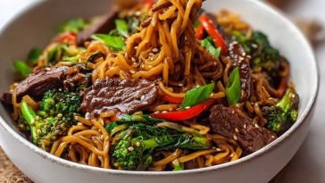 Sticky Beef Noodles