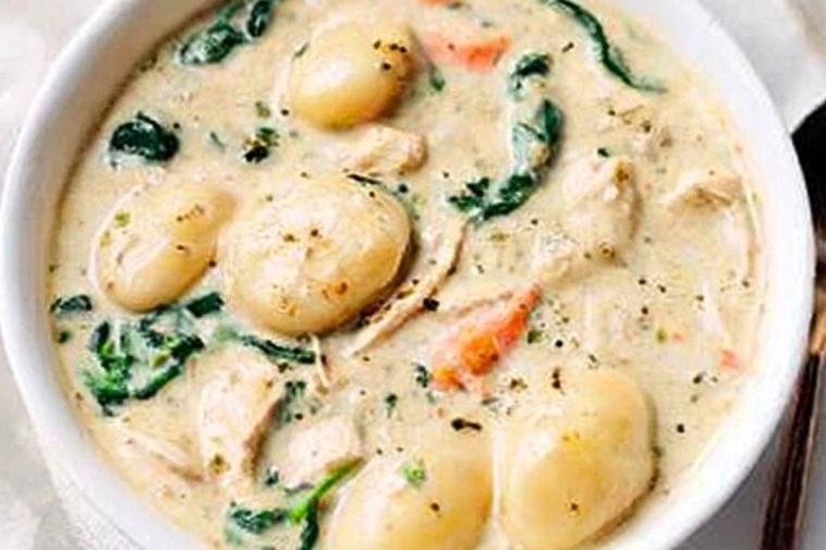 Olive Garden Chicken Gnocchi Soup