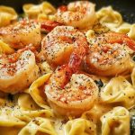 Shrimp Tortellini with Garlic Sauce