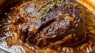 Caramelized French Onion Pot Roast