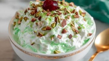 Classic Watergate Salad