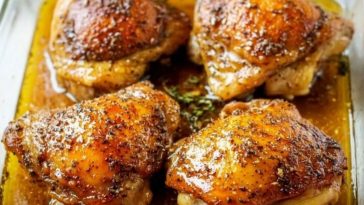 Crispy and Juicy Baked Chicken Thighs
