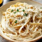 Fettuccine Alfredo