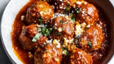 Keto Italian Meatballs with Marinara Sauce