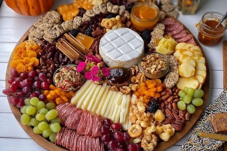 Thanksgiving Dessert Charcuterie Board