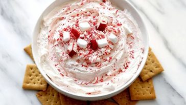 Christmas Peppermint Fluff Dip