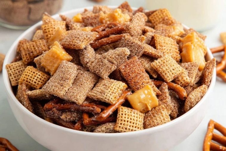 Caramel Churro Chex Mix