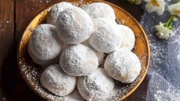 Vegan Russian Tea Cakes