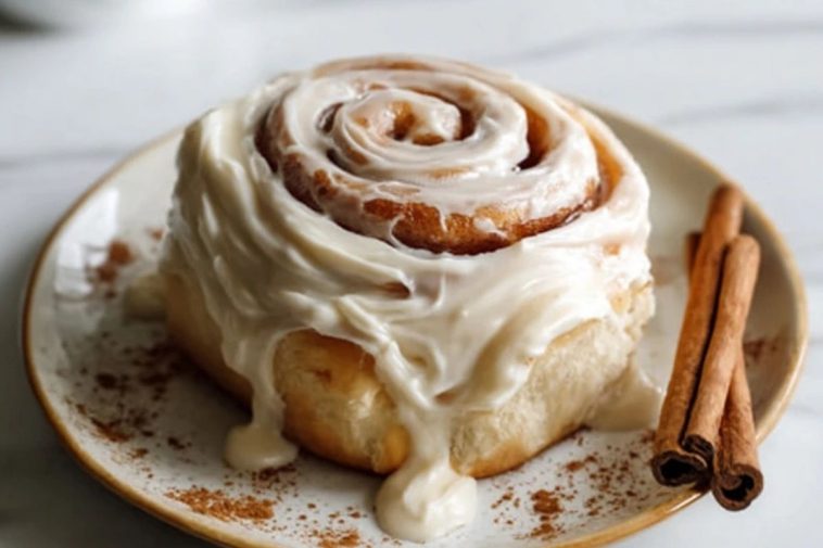 Cinnamon Roll Frosting Cream Cheese