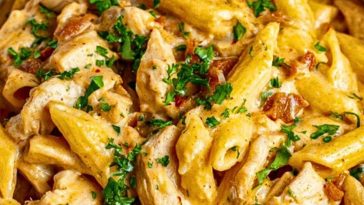 Crock Pot Cajun Chicken Pasta