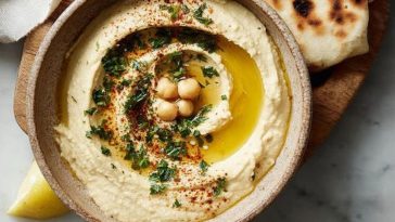 Easy 5-Minute Smooth Hummus