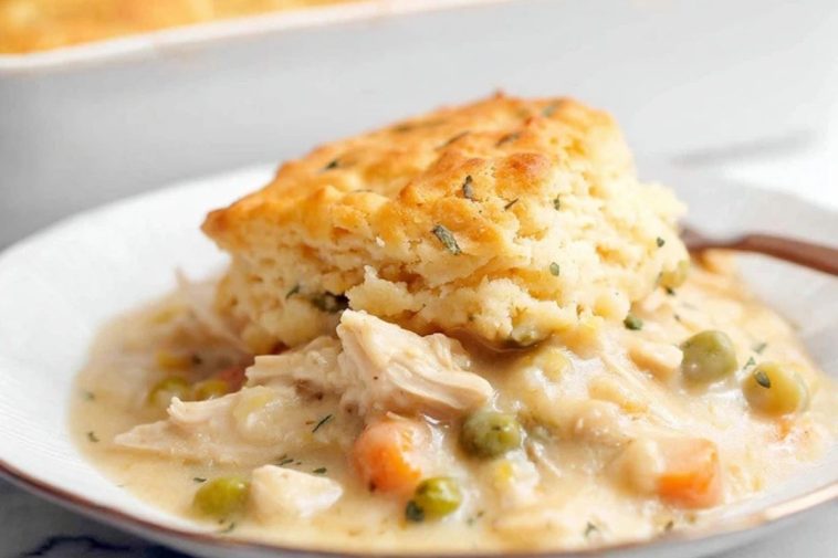 Easy Chicken Pot Pie Cobbler