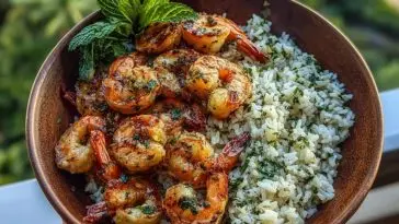 Creamy Garlic Butter Shrimp Bowl with Herb Rice