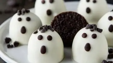 No-Bake Oreo Ghost Truffles