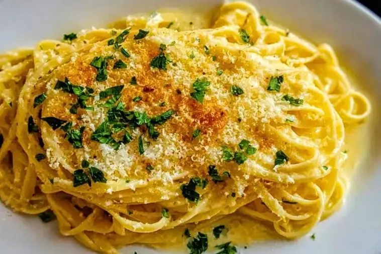 Buttery Garlic Noodles with Parmesan