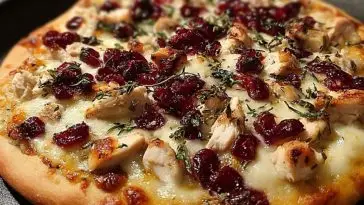 Cranberry Chicken & Brie Pizza