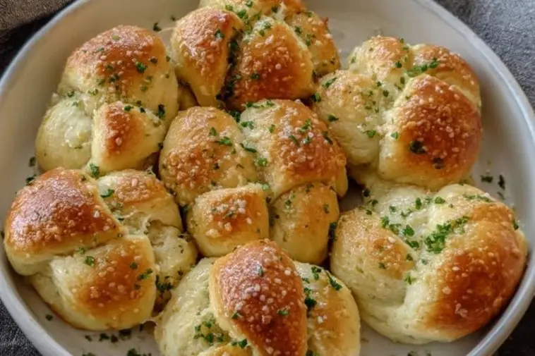 Homemade Garlic Knots