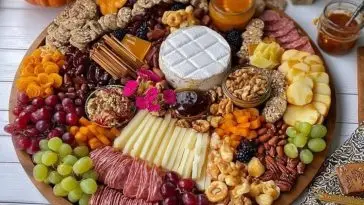 Thanksgiving Dessert Charcuterie Board