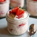 Strawberry Cheesecake Overnight Oats