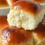 The Best Homemade Dinner Rolls
