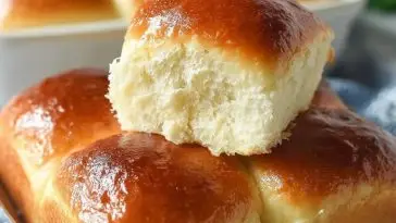 The Best Homemade Dinner Rolls